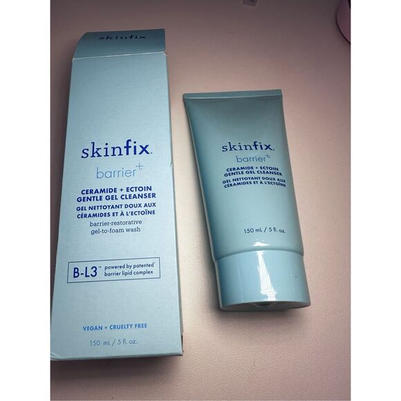 Skinfix barrier+ Ceramide + Ectoin Hydrating Gentle Gel Cleanser 150ml - Picture 1 of 8